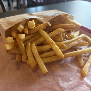 Hot Dog Avenue - Fries - Hot Dogs Near Me - Wisconsin Dells, Wisconsin