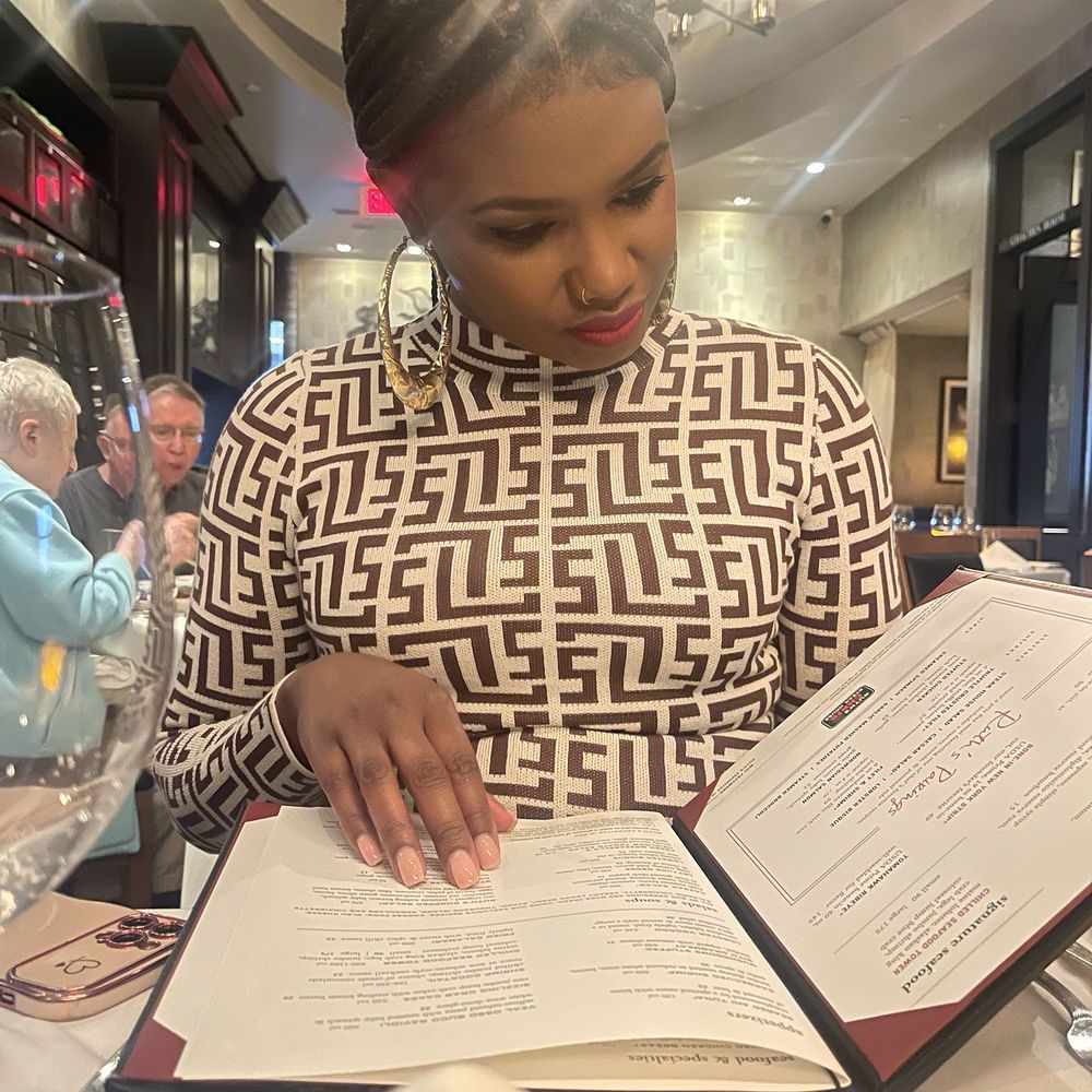 Ruth's Chris Steak House - Steakhouses Near Me - Granger, Indiana