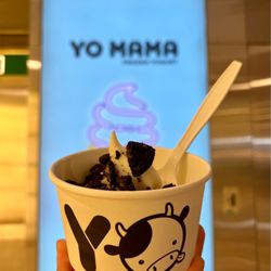 Yo Mama - Hokkaido Milk Sea Salt w Oreo Bits