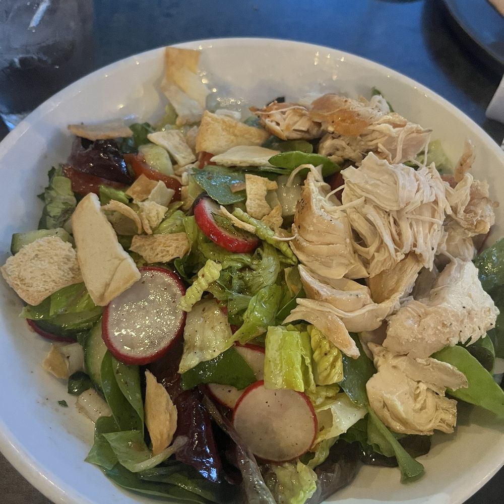 Hecks - Mediterranean Salad with Chicken - Breakfast & Brunch Near Me - Cleveland, Ohio Hecks - Mediterranean Salad with Chicken - Breakfast & Brunch Near Me - Cleveland, Ohio