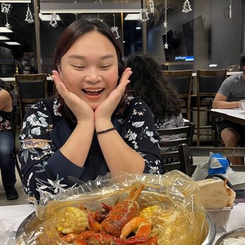 The Crawfish Hut - My friend and combo 6 - Seafood Near Me - Burien, Washington