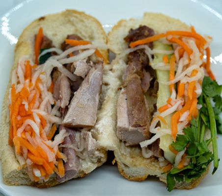 Bánh Mì Saigon by null
