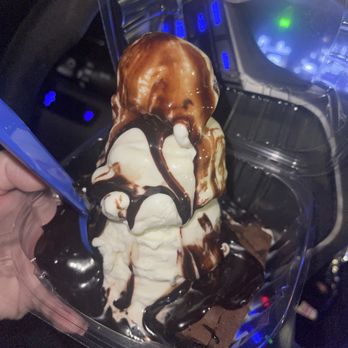 Handel's Homemade Ice Cream - Brownie Sundae - Ice Cream & Frozen Yogurt Near Me - Austin, Texas Handel's Homemade Ice Cream - Brownie Sundae - Ice Cream & Frozen Yogurt Near Me - Austin, Texas