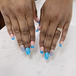 Lindsey Nails And Spa