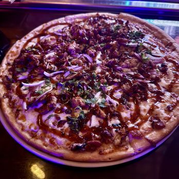 Posty's - Chicken BBQ Pizza - Music Venues Near Me - Nashville, Tennessee