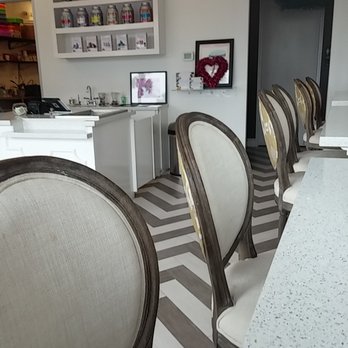 Macaron by Patisse - FANCY SITTING - Macarons Near Me - Houston, Texas