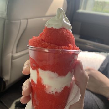 Houni's Italian Ice - Cherry vanilla gelati - Shaved Ice Near Me - Greenville, South Carolina Houni's Italian Ice - Cherry vanilla gelati - Shaved Ice Near Me - Greenville, South Carolina