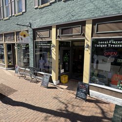 Under The Yellow Umbrella - 335 N Main Street, St. Charles