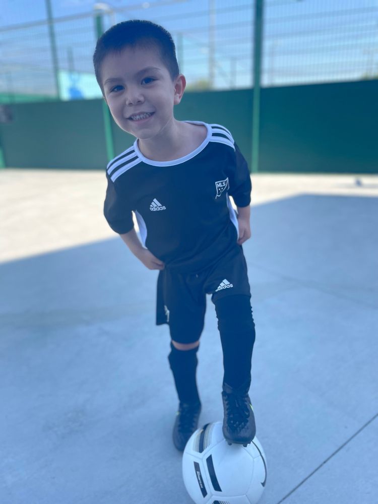 GOALS SOCCER CENTER POMONA Updated September 2024 61 Photos & 18 Reviews 2255 S Garey Ave