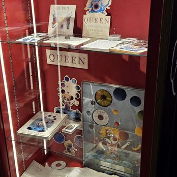 Queen Studio Experience - Music Production Services Near Me - Montreux, VD