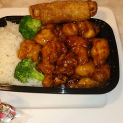 Maple Park China Town - General Tso Chicken dinner combo w/white rice