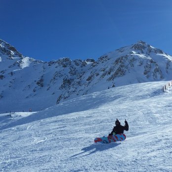 Arapahoe Basin Ski Area - Amazing Wide Blues with gorgeous Views! - Ski Resorts Near Me - Dillon, Colorado Arapahoe Basin Ski Area - Amazing Wide Blues with gorgeous Views! - Ski Resorts Near Me - Dillon, Colorado