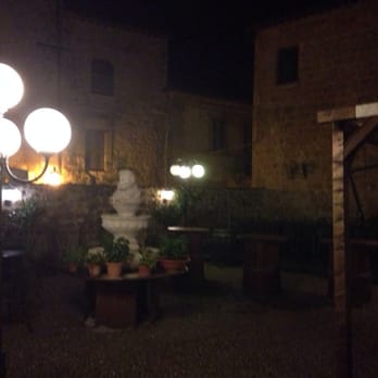 Charlie - Italian Near Me - Orvieto, TR Charlie - Italian Near Me - Orvieto, TR