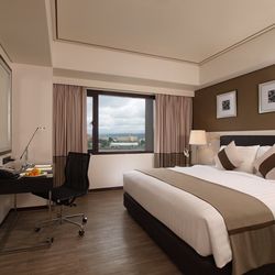 Seda Centrio - Experience comfort and luxury in Seda Centrio's rooms. Ideal for relaxation or business, blending modern amenities.