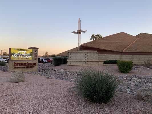 Broadway Christian Church 7335 E Broadway Rd Mesa Az Religious Organizations Mapquest