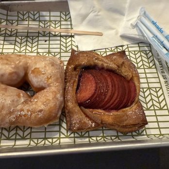 Sullivan Street Bakery - Donut & Fruit Danish - Bakeries Near Me - New York, New York Sullivan Street Bakery - Donut & Fruit Danish - Bakeries Near Me - New York, New York