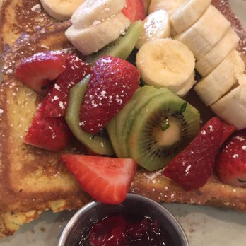 First Watch - Floridian French toast - American Near Me - Chantilly, Virginia