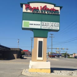 Beaux Cheveux - Right next to Papa Vinos!!!