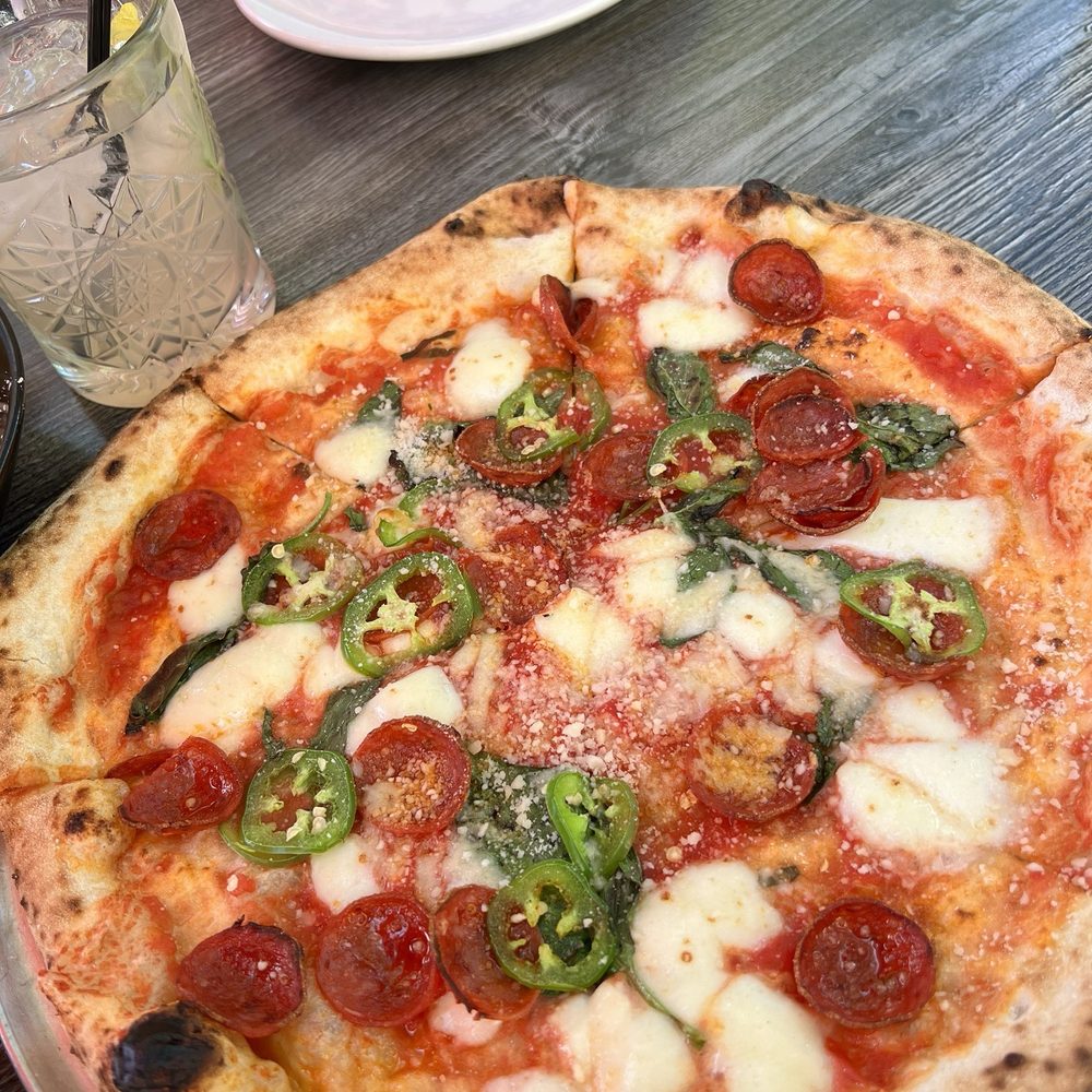 Gia Mia - Pepperoni jalapeños pizza - Italian Near Me - Naperville, Illinois