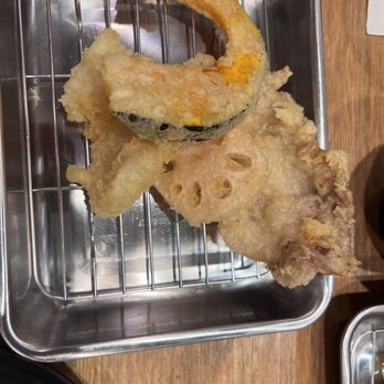 Tempura Kiki - This is the other half of my tempura set that comes out as they make it...super fresh and hot. Yummy!!! - Japanese Near Me - Honolulu, Hawaii Tempura Kiki - This is the other half of my tempura set that comes out as they make it...super fresh and hot. Yummy!!! - Japanese Near Me - Honolulu, Hawaii