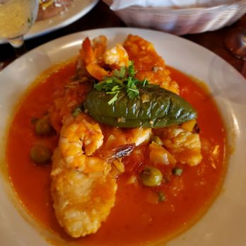 Móle Mexican Bar & Grill - Fish and shrimp - Mexican Near Me - Brooklyn, New York