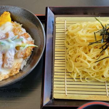 Ducks - MINI KATSUDON AND NOODLES - Cold ramen and mini katsudon - Japanese Curry Near Me - San Gabriel, California Ducks - MINI KATSUDON AND NOODLES - Cold ramen and mini katsudon - Japanese Curry Near Me - San Gabriel, California