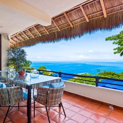 Mainstay Luxury Estate - Property: Villa Primrose