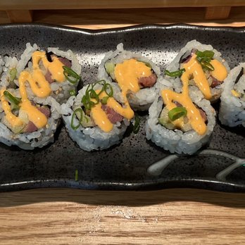 Midori Sushi - Spicy Tuna Roll - Sushi Bars Near Me - Philadelphia, Pennsylvania Midori Sushi - Spicy Tuna Roll - Sushi Bars Near Me - Philadelphia, Pennsylvania