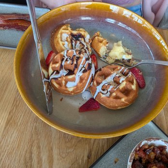 Rose Tavern - S'mores waffles - Wine Bars Near Me - Canandaigua, New York