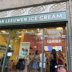 Van Leeuwen Ice Cream - Capitol Hill