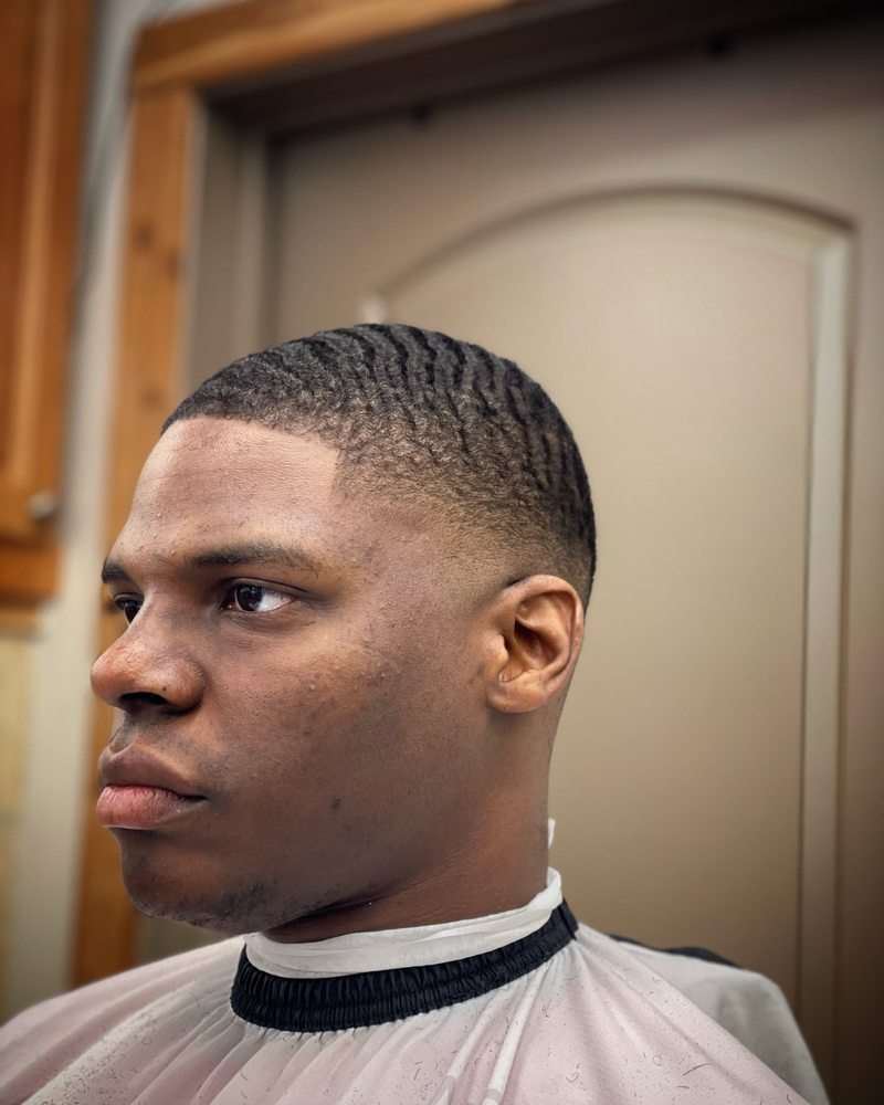 HALF BARBER HALF AMAZING 10 Photos 2901 S Capital Of Texas Hwy