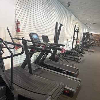 Extreme Training Equipment - Great running machine options - Fitness/Exercise Equipment Near Me - Fountain Valley, California Extreme Training Equipment - Great running machine options - Fitness/Exercise Equipment Near Me - Fountain Valley, California