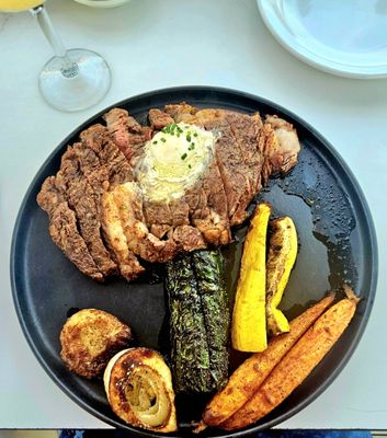 Mya Rooftop Restaurant, The Glenmark Hotel by null