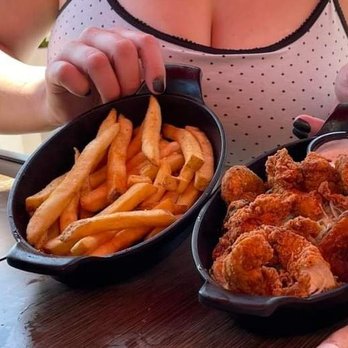 Bubba Gump Shrimp - Chicken with fried pickles and side of fries for the non seafood lover. Really tasty - Seafood Near Me - Long Beach, California Bubba Gump Shrimp - Chicken with fried pickles and side of fries for the non seafood lover. Really tasty - Seafood Near Me - Long Beach, California