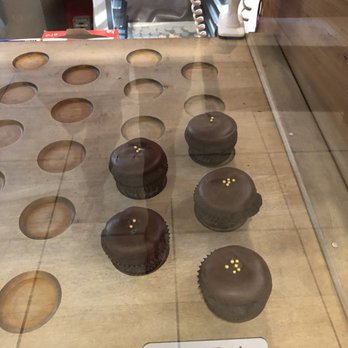 Red Velvet Cupcakery - Bakeries Near Me - Washington, DC, District of Columbia