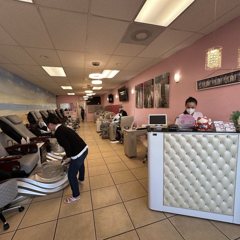 Sun Nails - Nail Salons Near Me - San Diego, California
