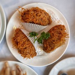 Kirin Seafood Restaurant - Deep fried prawn, pork and Chinese mushroom wrapped with taro root paste 9.5