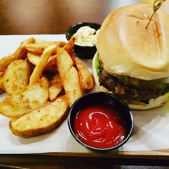 Showtime Bistro - Mike Tyson burger - Burgers Near Me - Toronto, Ontario