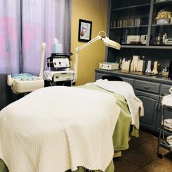 Camarillo Salon