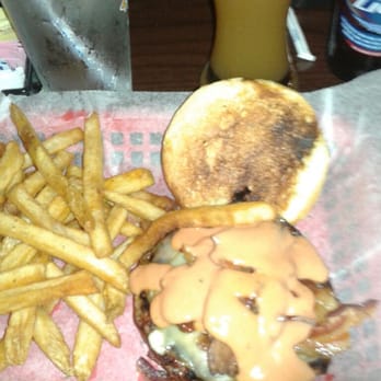 Pubgrill - Smokin gun burger - Burgers Near Me - Cutler Bay, Florida