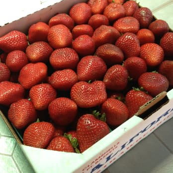 The Lil Red Barn - FRESH half flat of strawberries. - Fruits & Veggies Near Me - Oxnard, California