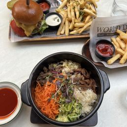 bimimbap w bulgolgi ($24) bimimbap w bulgolgi ($24)