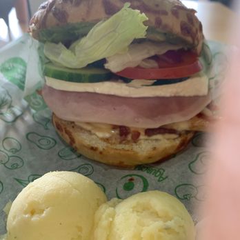 Aguacate - Juice Bars & Smoothies Near Me - Tijuana, BCN Aguacate - Juice Bars & Smoothies Near Me - Tijuana, BCN