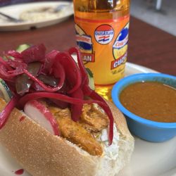 La Santaneca - Pan con pollo