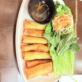 Pho Shop - Crispy Shrimp Spring Rolls - Vietnamese Near Me - New York, New York Pho Shop - Crispy Shrimp Spring Rolls - Vietnamese Near Me - New York, New York