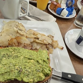 The Corner Grill & Bakery - Avocado toast on everything bagel toast - American Near Me - Claremont, California The Corner Grill & Bakery - Avocado toast on everything bagel toast - American Near Me - Claremont, California
