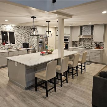 Perrine Construction - Kitchen - General Contractors Near Me