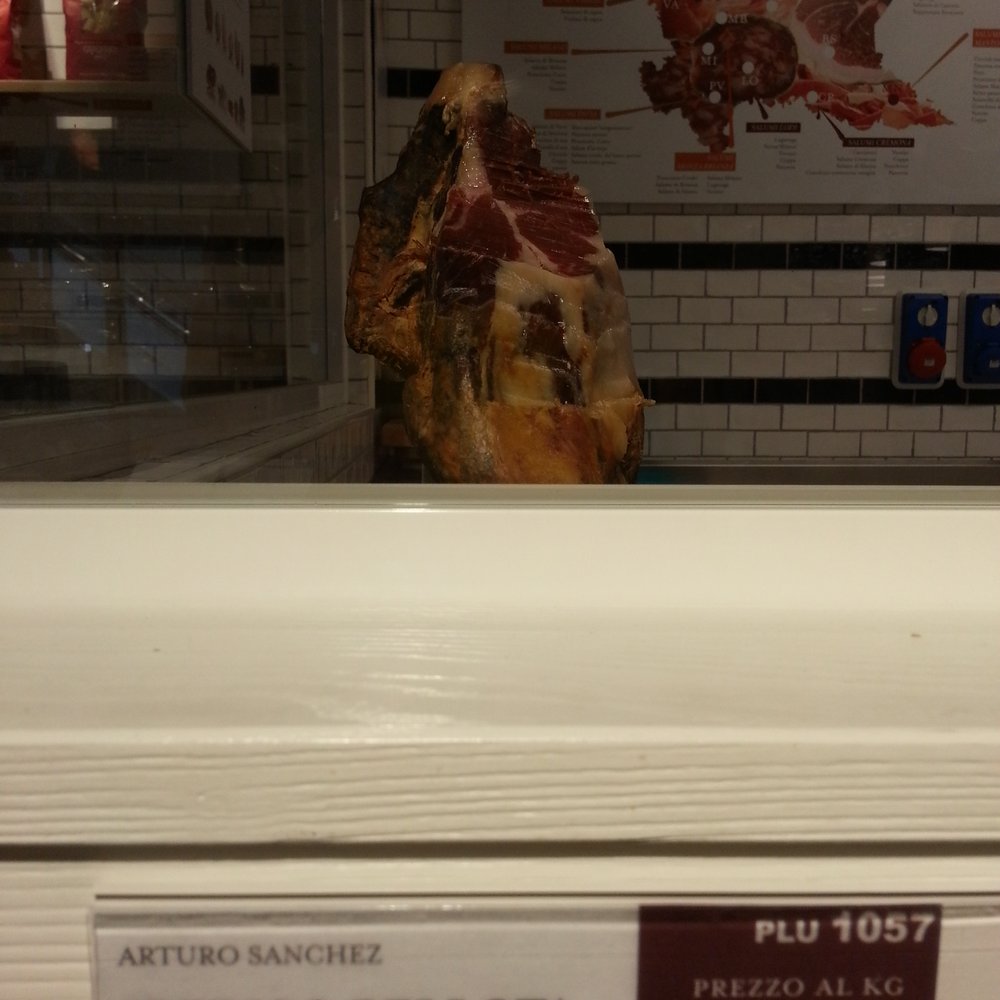 Eataly Smeraldo - Jamón ibérico (love @ first sight) - Grocery Near Me - Milan, Michigan Eataly Smeraldo - Jamón ibérico (love @ first sight) - Grocery Near Me - Milan, Michigan