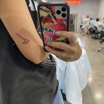 Surrender Tattoo & Piercing - Tattoo Near Me - Santa Monica , California Surrender Tattoo & Piercing - Tattoo Near Me - Santa Monica , California