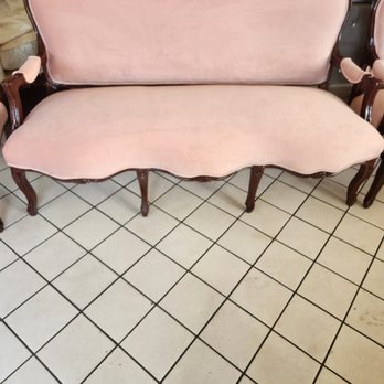 Classic Upholstery - Auto Upholstery Near Me - Hollis, New York Classic Upholstery - Auto Upholstery Near Me - Hollis, New York
